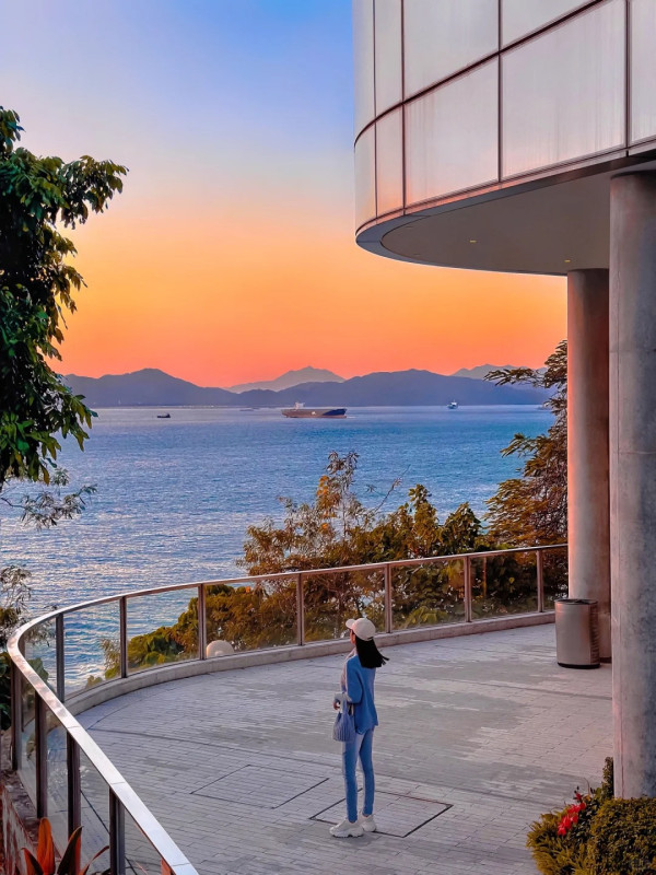 芝加哥大學香港校園 — 摩星嶺日落觀景台
