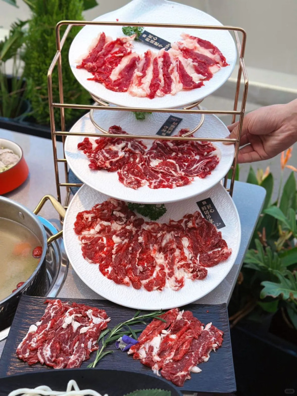 八合里牛肉火鍋。圖片來源：小紅書@Max探店日记