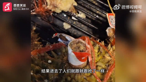 超市促銷榴槤被吃掉60箱!老闆欲哭無淚!網民卻熱議背後真相