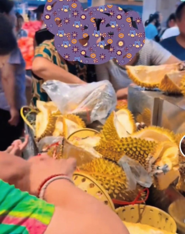 超市促銷榴槤被吃掉60箱!老闆欲哭無淚!網民卻熱議背後真相