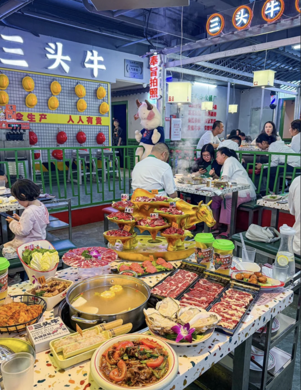 三頭牛·潮汕火鍋廠。圖片來源：小紅書@冷漠的selena