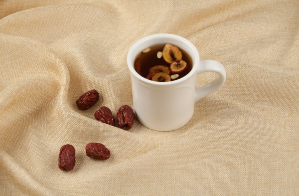 防癌茶飲︱腫瘤科醫生教製1茶飲助降膽固醇兼防癌 2體質慎飲！