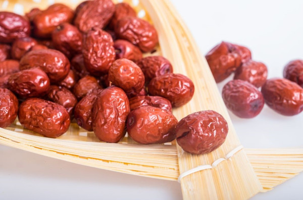 防癌茶飲︱腫瘤科醫生教製1茶飲助降膽固醇兼防癌 2體質慎飲！