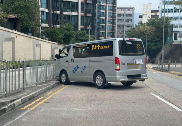 師傅教路自動波3手軚調頭秘技！拉定唔拉手掣？考生調頭常見錯誤