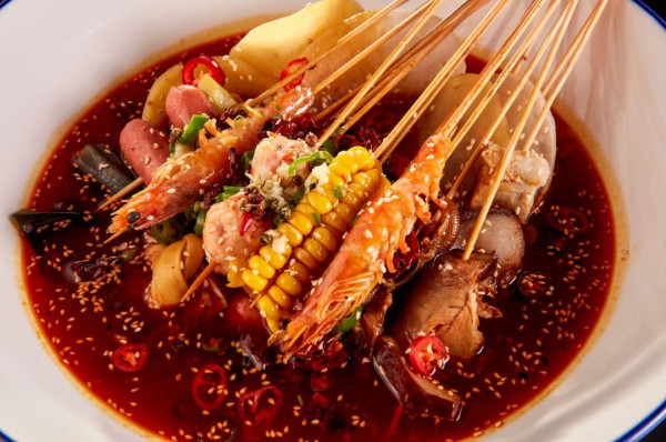 20歲女每小時如廁1次！醫生建議戒吃10類尿頻食物 有助改善頻尿症狀