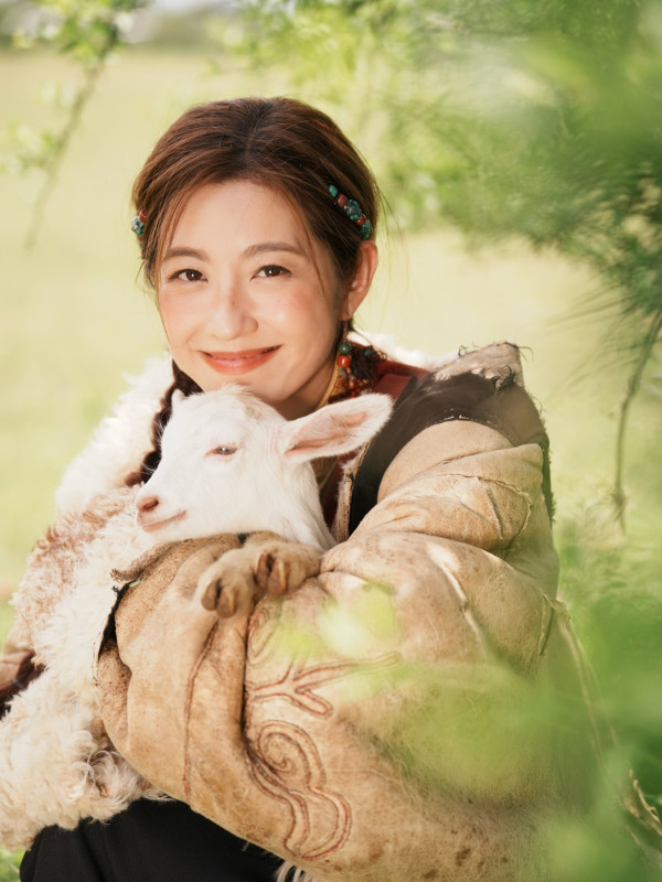 陳自瑤44歲生日化身藏族少女逆齡生長 人妻青春美貌十年如一日驚艷網民