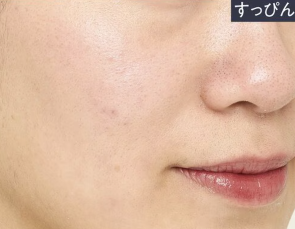 2025年上半年最佳氣墊粉底第一位：Fit Glow Cushion 輕盈透亮氣墊粉底 #02自然色