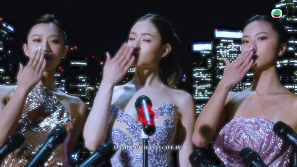 香港小姐2025｜14位佳麗破天荒推水著泳衣MV 水漾畫面逐格睇突破港姐傳統