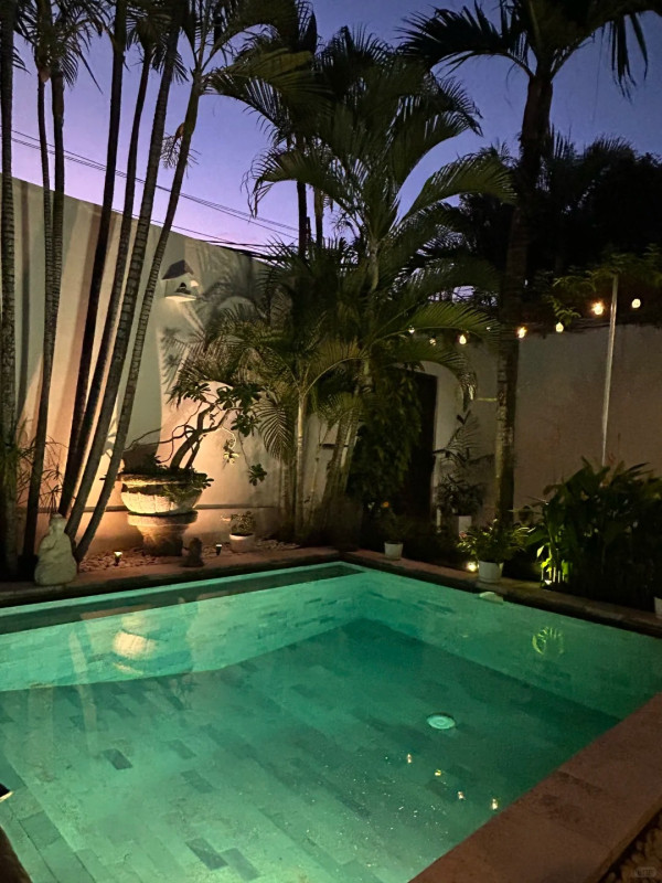 內地客遊峇里島遇猛鬼酒店 房間到處放滿一物 第二晚就發燒