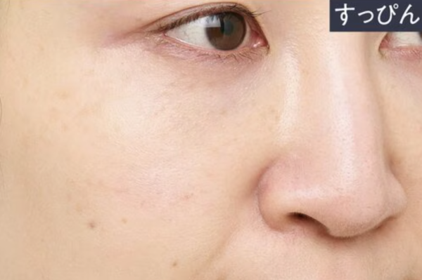 2025年上半年最佳粉底液第1位：KATE 幻象零瑕粉底液 #02