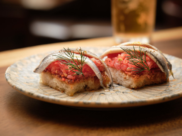 灣仔英式麵包酒館超創新餐點  豬油鬆餅／松露布丁／芒椰西米酥