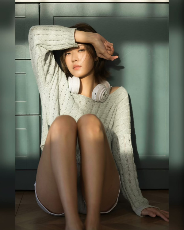 25歲游嘉欣一反常態罕晒泳衣照開邪惡大窿 身材二度發育眼前一亮：太犯規！