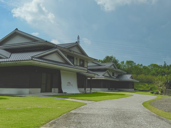 台女出遊以為住進《鬼滅之刃》世界 價錢便宜早餐好吃 網民急求住宿名字 
