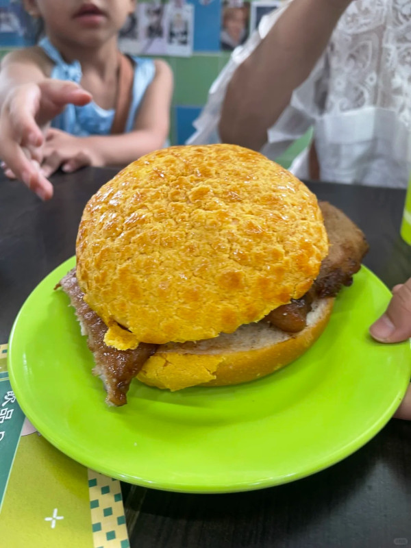 澳門珠海三日兩夜行程。圖片來源:澳門特別行政區政府旅遊局、小紅書@羅小萌萌萌、小紅書@蛋撻就愛吃睡、Trip..com、小紅書@悠行的珊珊紫、小紅書@M&G、小紅書@西江月