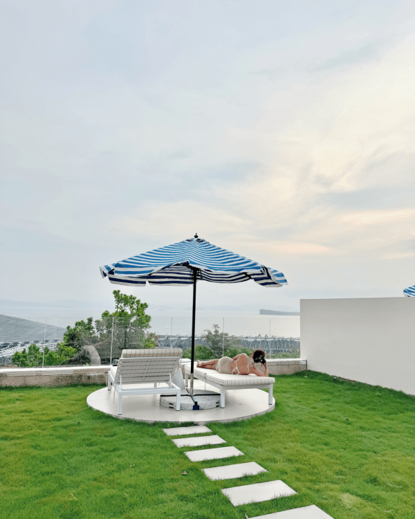 深圳海景民宿7大推介！度假打卡必去希臘風白房子/私人海灘/私湯民宿 