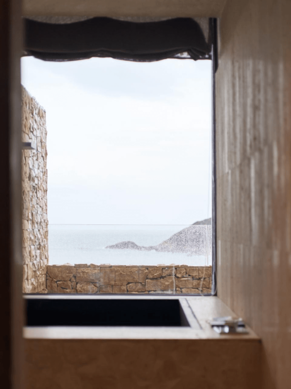 深圳海景民宿7大推介！度假打卡必去希臘風白房子/私人海灘/私湯民宿 