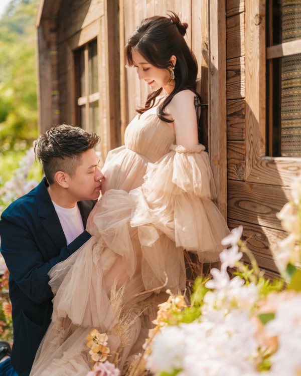 意外曝光豪宅內貌（圖片來源：IG@reginahyt）