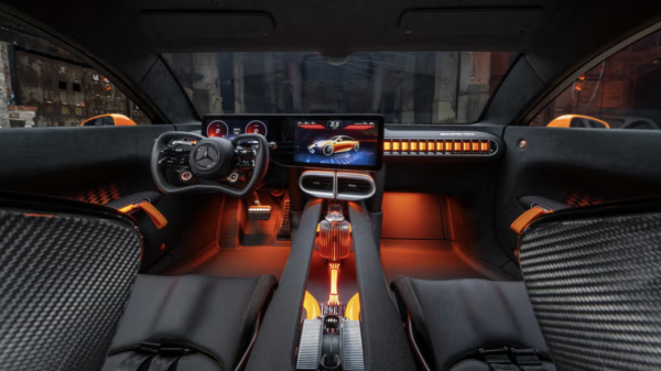 挑戰極限 AMG電動車8日「環地球一圈」 時速X百公里破25項紀錄