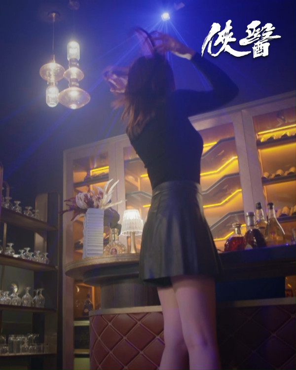 俠醫｜劉佩玥演「機心拜金綠茶婊」女人味爆燈 劇中與兩父子發生關係震撼三觀