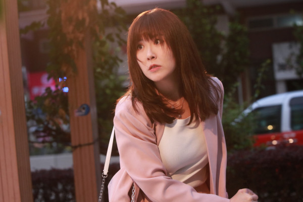 俠醫｜劉佩玥演「機心拜金綠茶婊」女人味爆燈 劇中與兩父子發生關係震撼三觀
