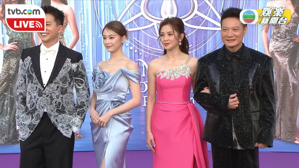香港小姐2025｜逾50位女藝人性感亮相紅地氈！李芷晴魔鬼身材拋窒全場