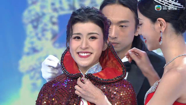 盤點17位超高學歷學霸香港小姐 超過10位碩士生麥明詩未算最勁！