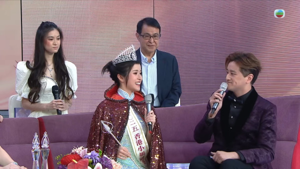  香港小姐2025丨港姐冠軍陳詠詩細妹靚樣曝光 姐妹餅印美貌顏值絲毫不輸家姐