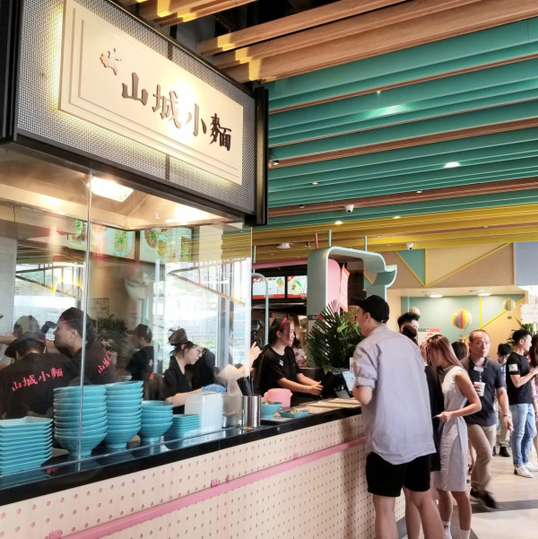 元朗Yoho Mall美食廣場9月上旬結業 網民分析3大死因籲轉型
