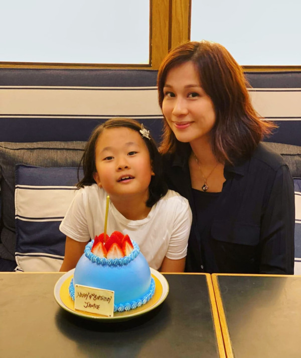 49歲文頌嫻驚爆疑似婚變回復單身？網民挖13年婚姻一細節露出端倪引爆熱議