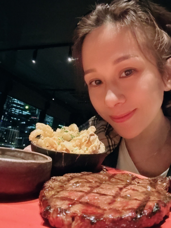 49歲文頌嫻驚爆疑似婚變回復單身？網民挖13年婚姻一細節露出端倪引爆熱議