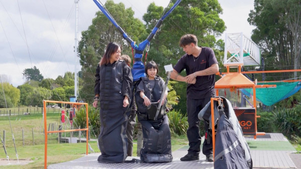 《新西蘭潮什麼》玩樂景點合集！梁芷珮挑戰Bungy Swing歎火山泥漿浴 