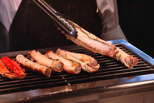 Hotel ICON阿拉斯加帝王蟹宴自助餐 任食即燒蟹腳／黃金炒蟹／蟹肉多士