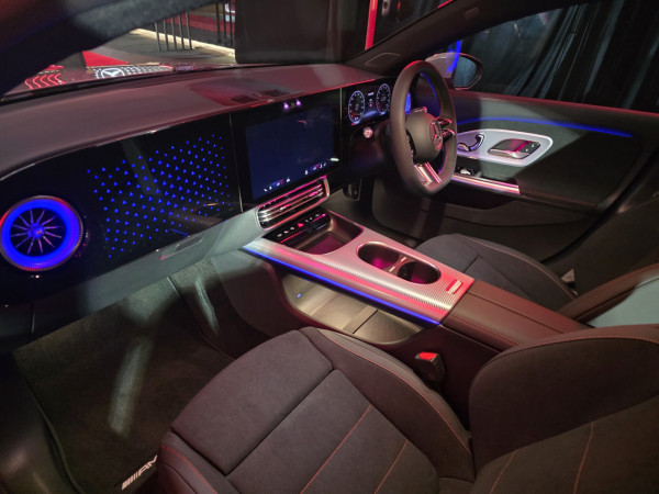 平治 CLA 純電革命 MBUX 智能系統電動車掀新標準 定價$49.9萬起 