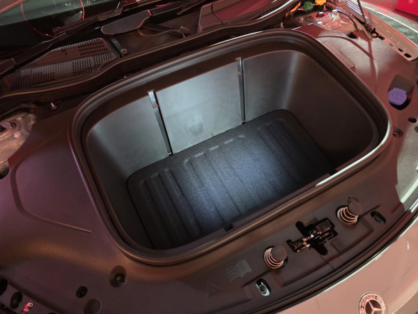 平治 CLA 純電革命 MBUX 智能系統電動車掀新標準 定價$49.9萬起 