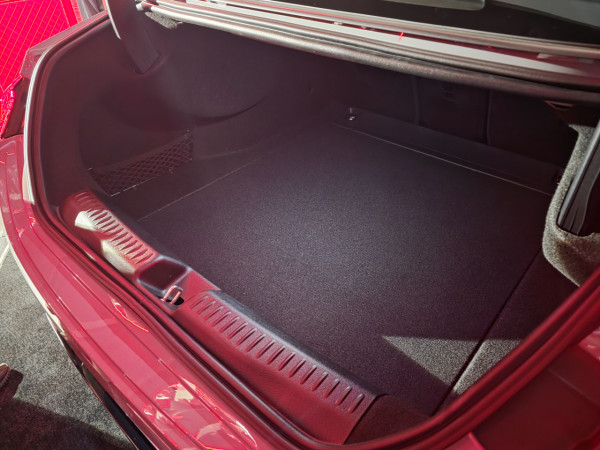 平治 CLA 純電革命 MBUX 智能系統電動車掀新標準 定價$49.9萬起 