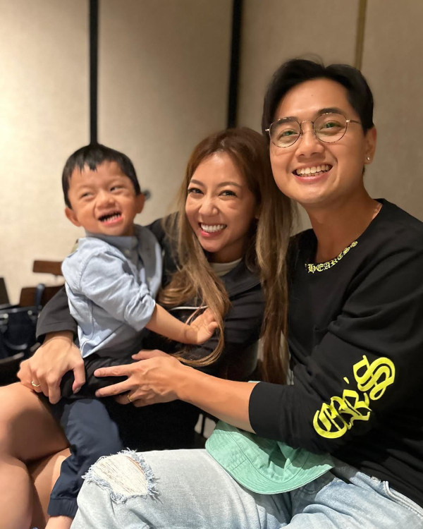 何雁詩鄭俊弘天使仔仔開學上堂兩星期 入讀特殊幼稚園適應情況超預期