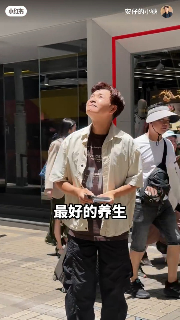TVB視帝落街派傳單變「路人甲」竟冇人認出？苦笑擦淚極心酸︰根本沒空看你