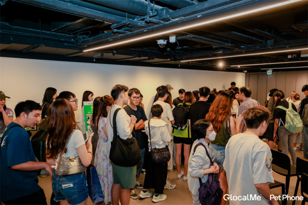 GlocalMe推出寵物智能手機 PetPhone 不止追蹤更實現人寵雙向通話