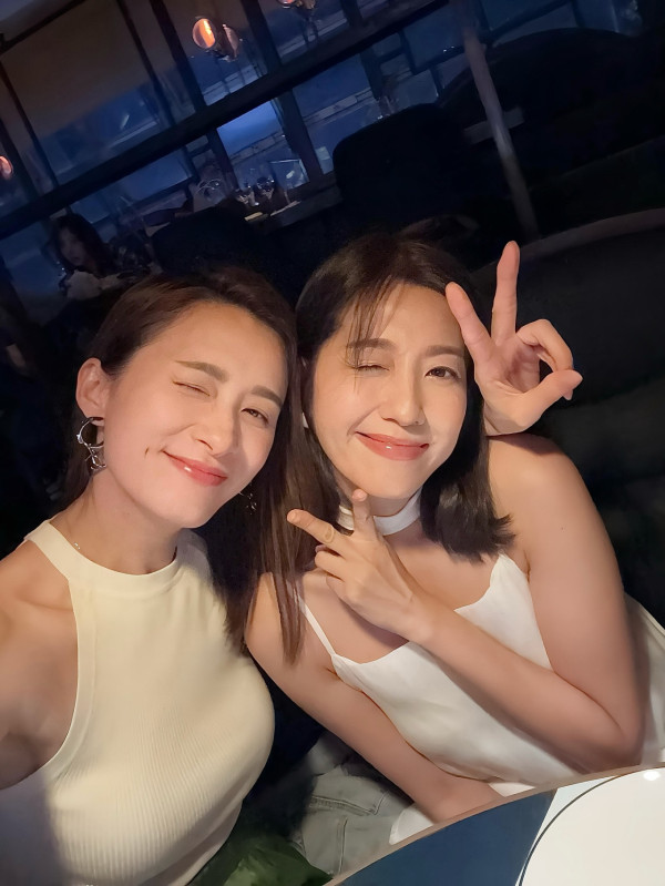 陳自瑤獲闊太閨密團豪華慶祝生日！三大凍齡美人同框如孿生姊妹驚艷網民