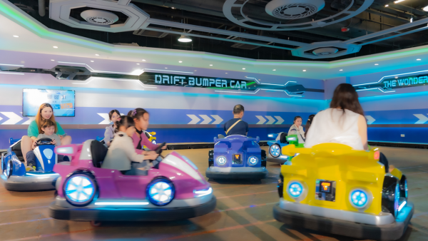 歡樂天地旗艦店登陸灣仔合和商場！全港首個VR電單車/奇幻冰雪樂園 開幕代幣優惠