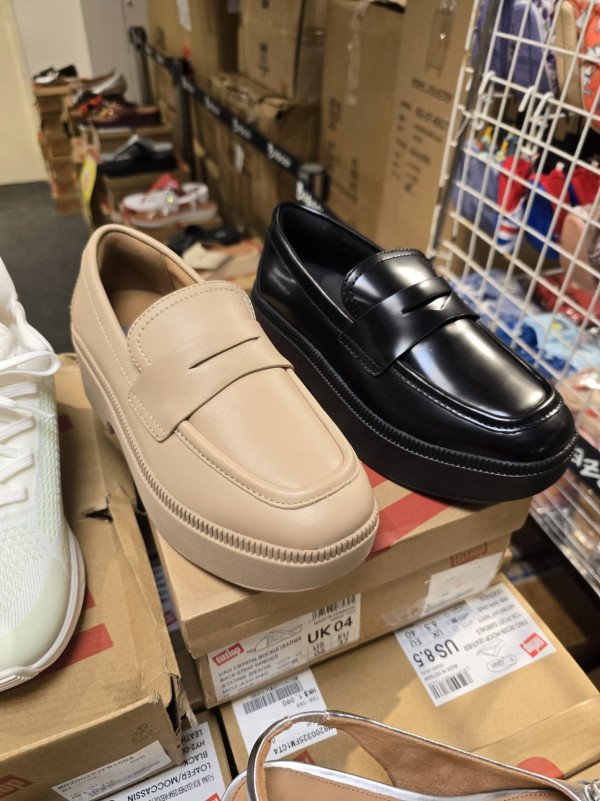 尖沙咀海港城開倉低至1折！$99起買Timberland/Keen/Champion/MERRELL！手袋/揹袋/香水最平$50