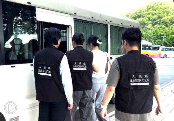 8內地客非法來港做攝影化妝師 小編搵小紅書服務低至$80 另有港人被捕