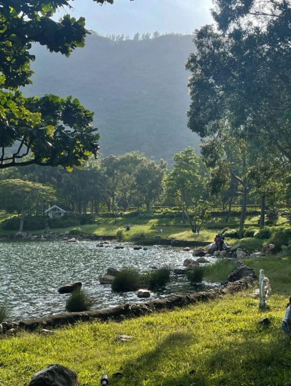 影相必去！香港8個隱藏打卡位推介2025浪漫湖景+海邊純白教堂 (附地址及交通方法)