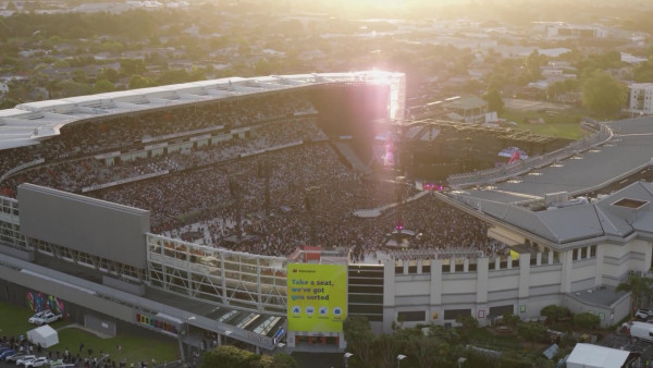 《新西蘭潮什麼》玩樂景點合集！梁芷珮挑戰Bungy Swing歎火山泥漿浴 