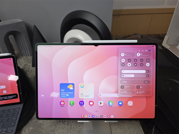 【上手試】Samsung Galaxy Tab S11 系列登場 14.6 吋巨屏極緻纖薄 5.1mm 機身