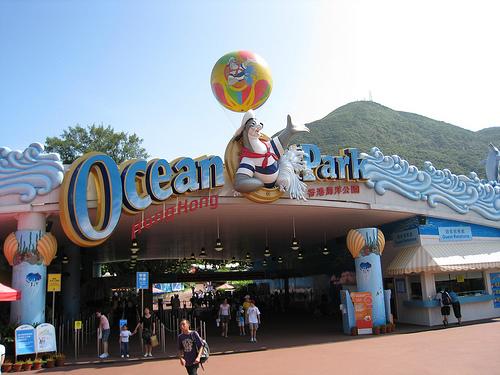 2012年海洋公園曾發生氦氣球急墜意外 離地約20米時急墜 5人受傷送院