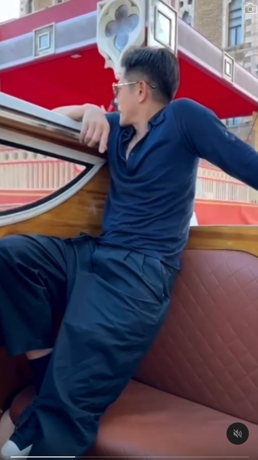 天王外遊59歲郭富城去威尼斯打卡 一個奇怪姿勢網民兩極評價 