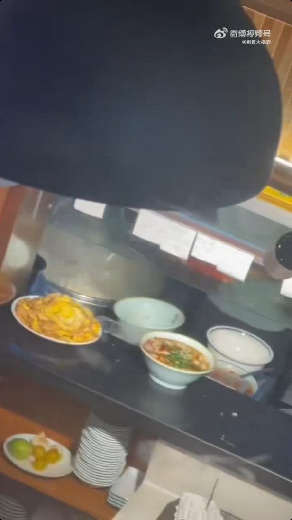 有片！北上注意深圳餐廳「獨門」秘方煮水餃！ 網民：現在能活著全靠命硬 