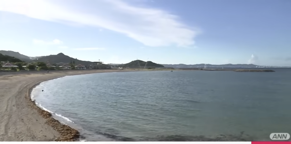 日本沖繩雙人座滑翔傘墜海事故 教練送院後不治 中國女遊客重傷 