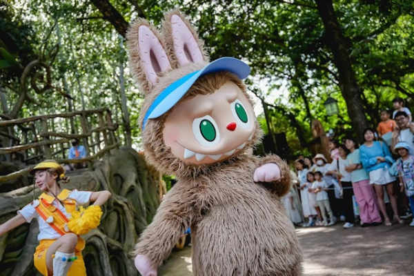 POP MART主題樂園POP LAND POP MART主題樂園POP LAND